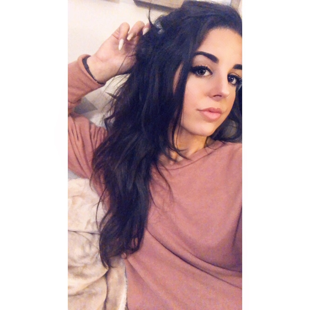 Meet your Posher, Christina